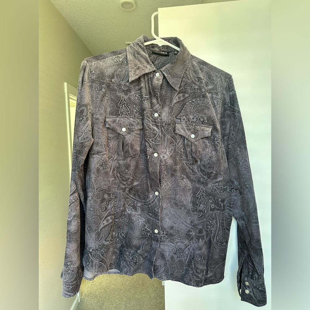 Outback Trading Co. Ladies Western Style Corduroy Paisley Shirt